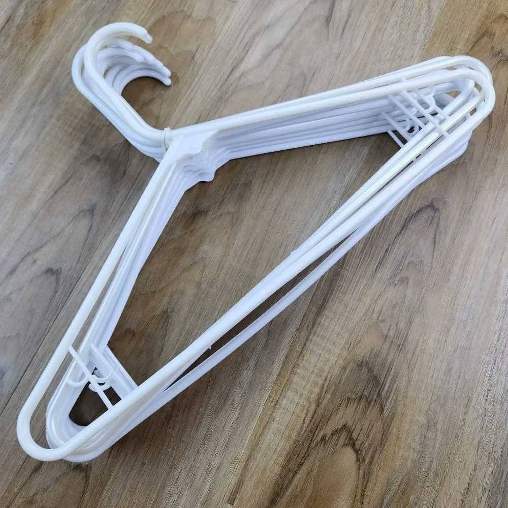 💜Pack of 45 Assorted Plastic Hangers